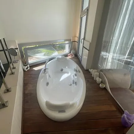 Villa 3br Luxury In Sierra Blanca, Marbella.