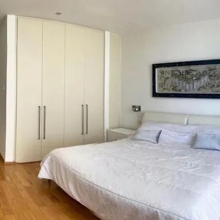 3br Luxury In Sierra Blanca, Marbella. Marbella
