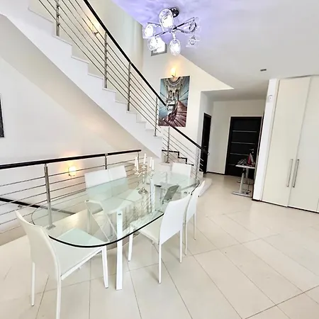 Villa 3br Luxury In Sierra Blanca, Marbella. Marbella