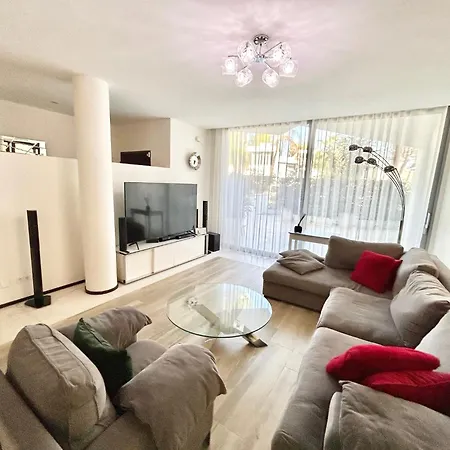 Villa 3br Luxury In Sierra Blanca, Marbella. *